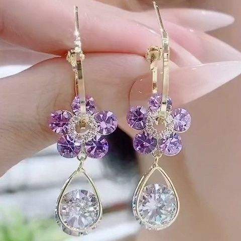 ARETES DE CRISTAL EN FORMA DE FLOR 🌸||ELEGANCIA Y ESTATUS