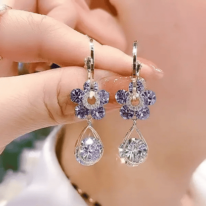 ARETES DE CRISTAL EN FORMA DE FLOR 🌸||ELEGANCIA Y ESTATUS