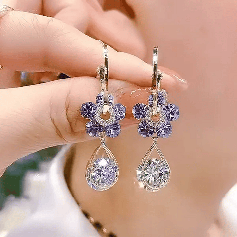 ARETES DE CRISTAL EN FORMA DE FLOR 🌸||ELEGANCIA Y ESTATUS